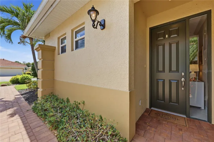 Side entry