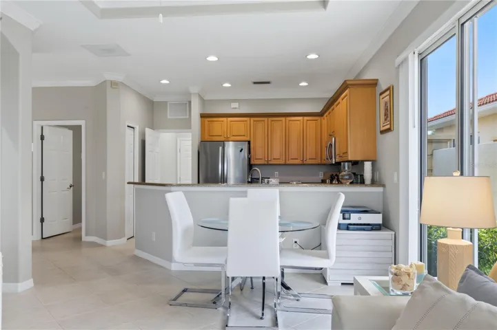 Kitchen/ dining area