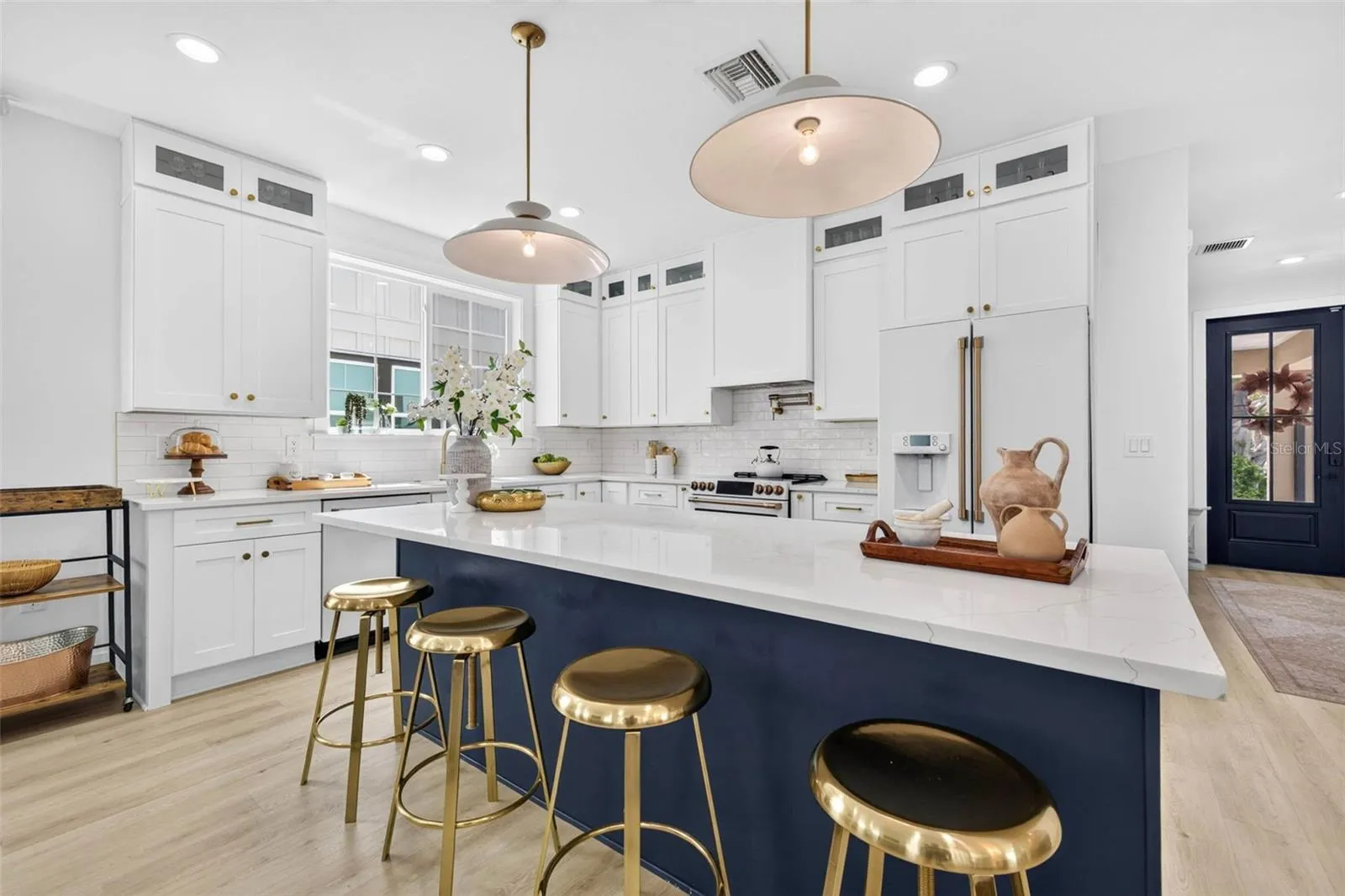 Gourmet style kitchen