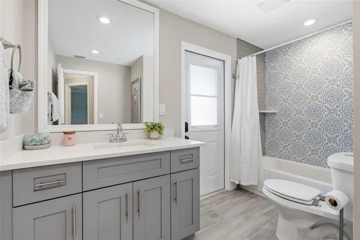 Pool Bathroom