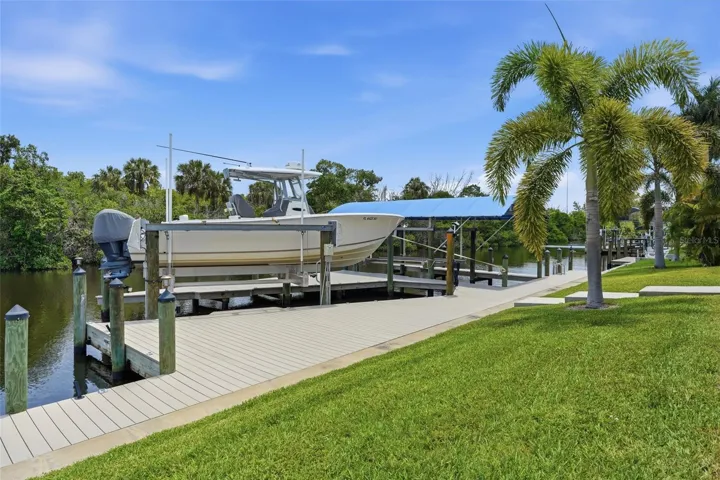 Composite Dock w/ Boat Lifts