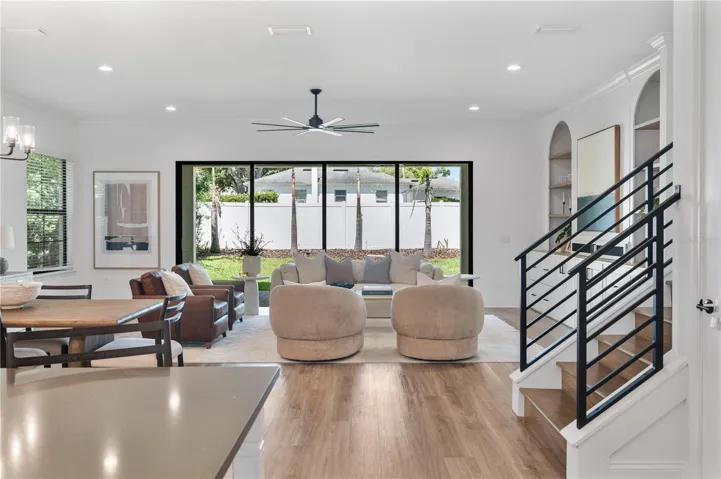 Large sliding doors to lanai