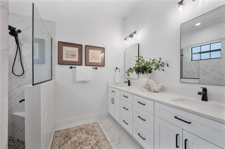 Primary ensuite bathroom
