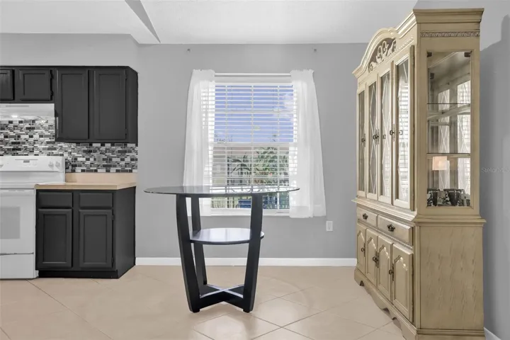 Dining room/nook