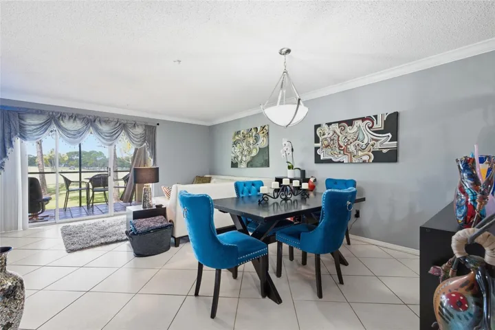 Dining area - first floor