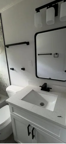 2 Full Bathroom renovated