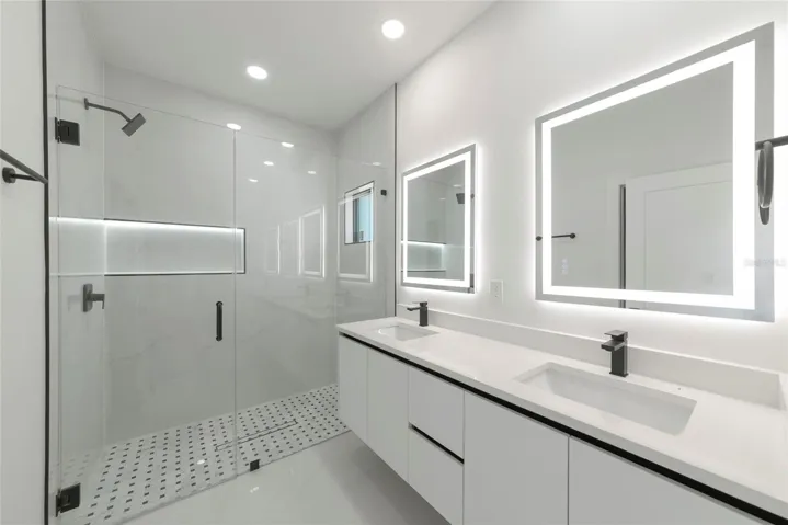 Primary Bathroom / Ensuite