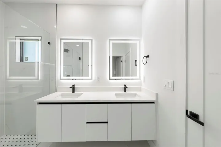 Primary Bathroom / Ensuite