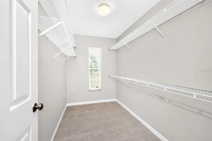 Amazing walk in closet