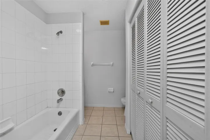 Casita bath