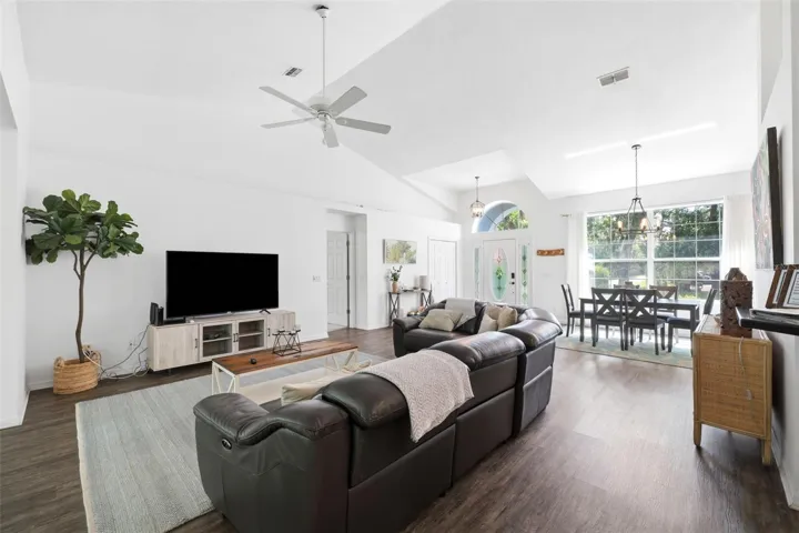 Living/Dining