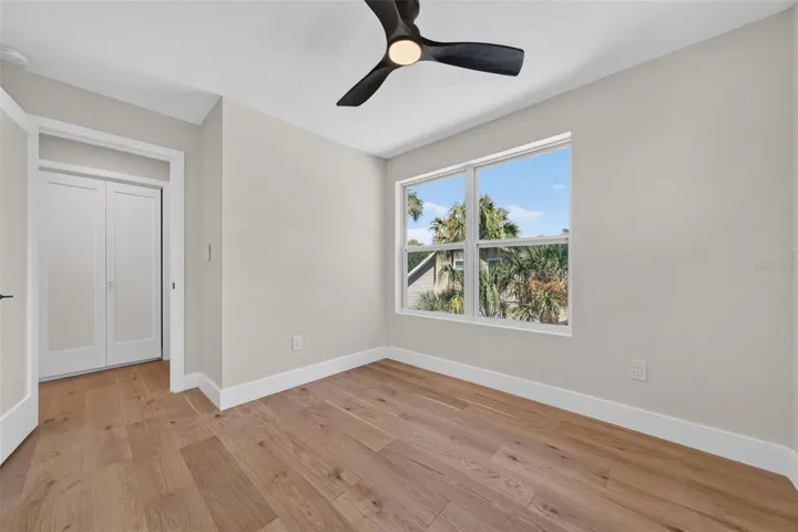 Upstairs Bedroom 2