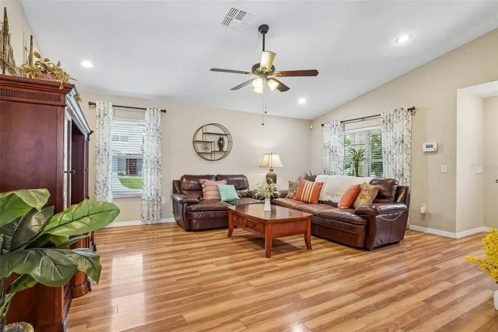 Living Room-Cozy and Comfortable