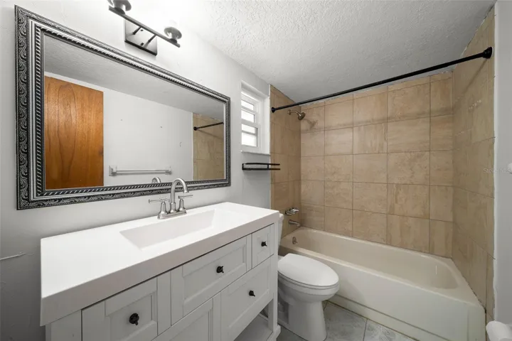 2nd Bathroom