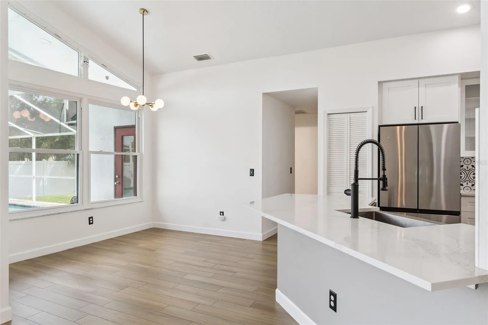 Eat-In area in kitchen