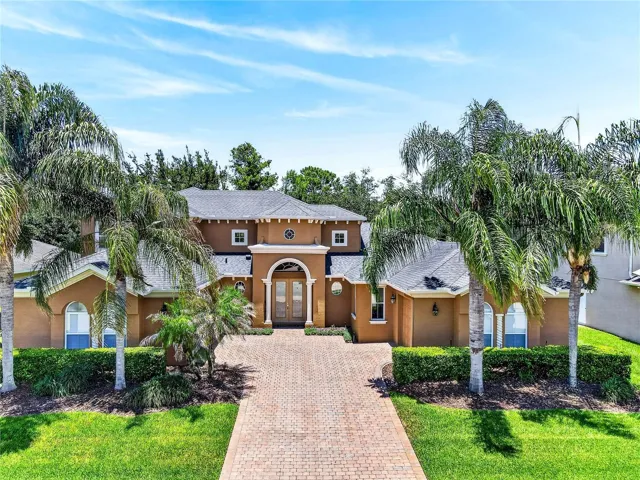 Beautiful, Inviting, & Well-Maintained!