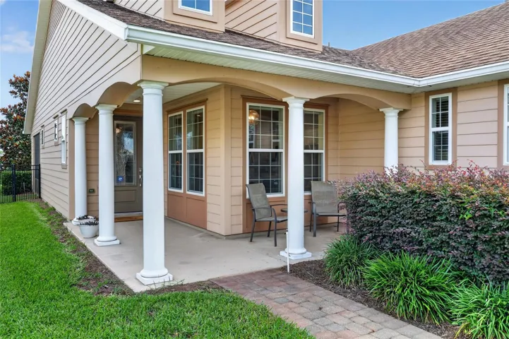 FRONT ENTRY WAY