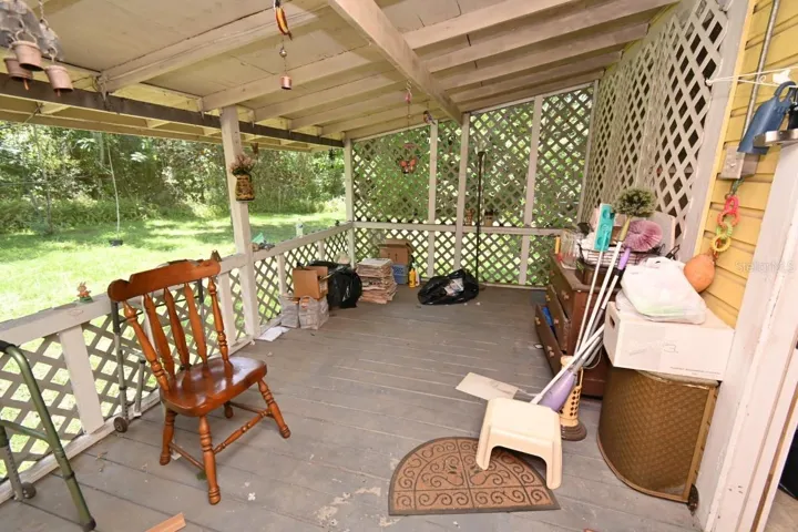 REAR SCREENED [PORCH