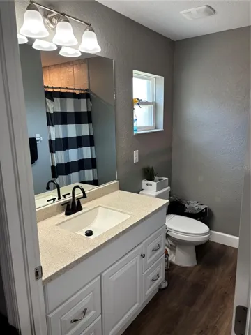 Primary En Suite Bathroom
