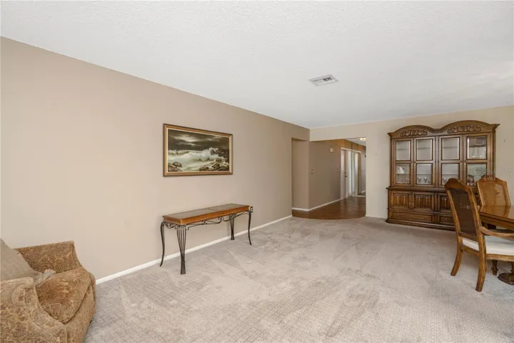 Living room with view to the front door