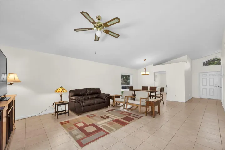 Spacious Floor Plan