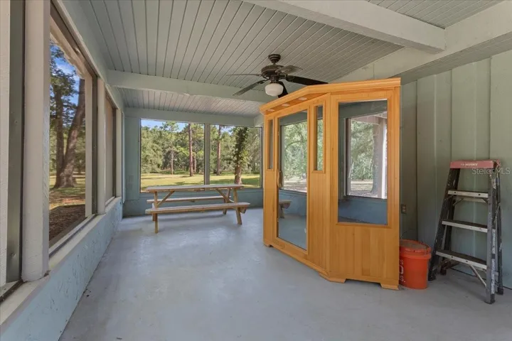Screen room with sauna