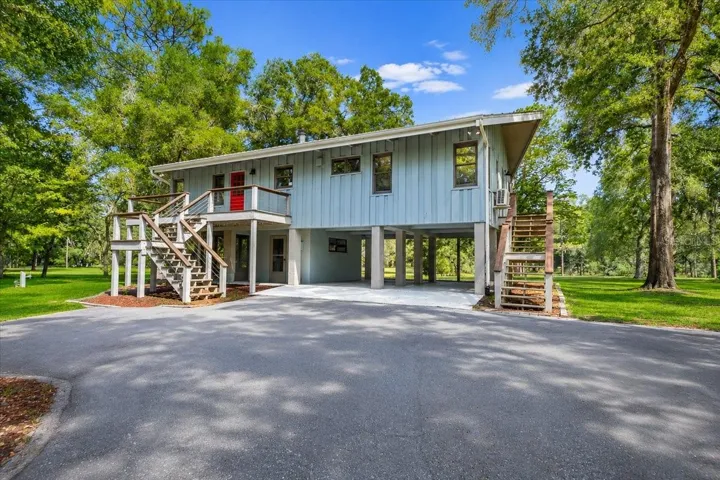 Stilt home 3 bedroom 2 bathrooms