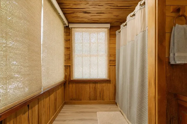 Cottage bathroom