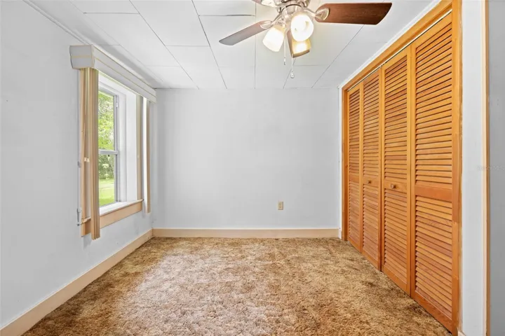 Primary BR w/ en suite