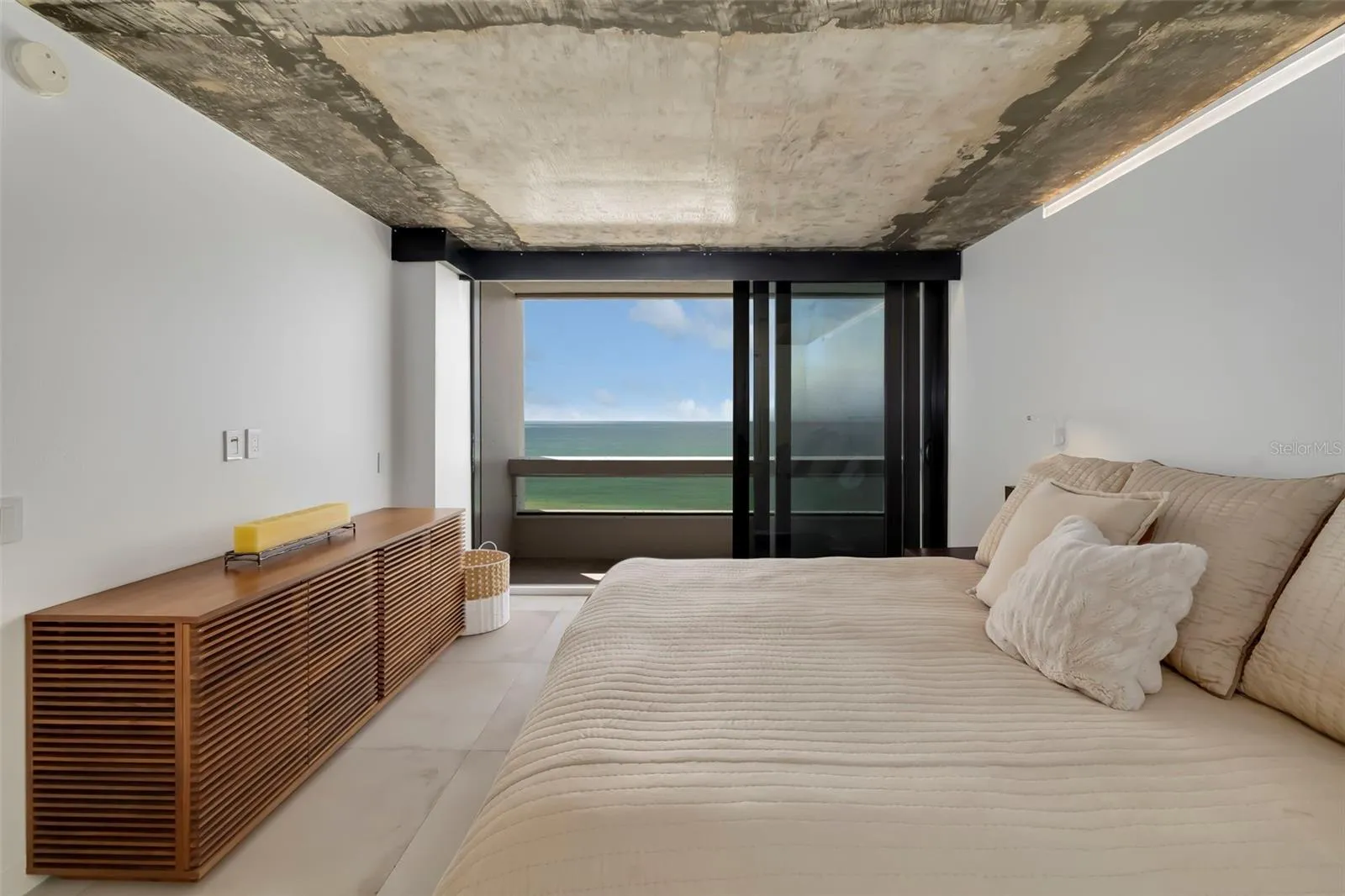 Second Bedroom Gulf Front View