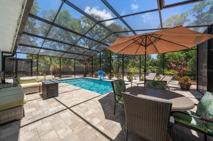 Wonderful outdoor living space!