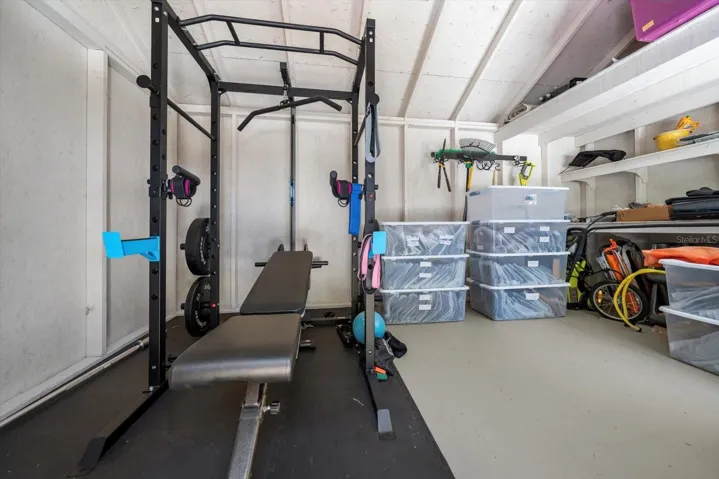 Spacious storage shed (2024)