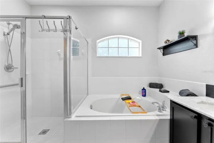 Primary Bath - tub/shower