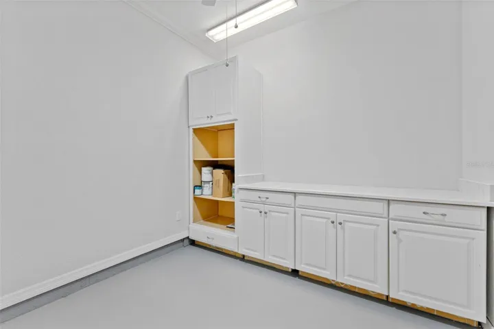 Storage room in garage (10'x10')