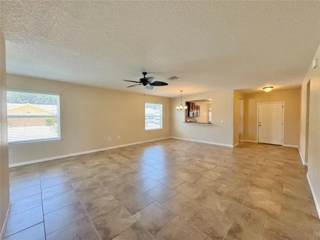 Living/dining combo
