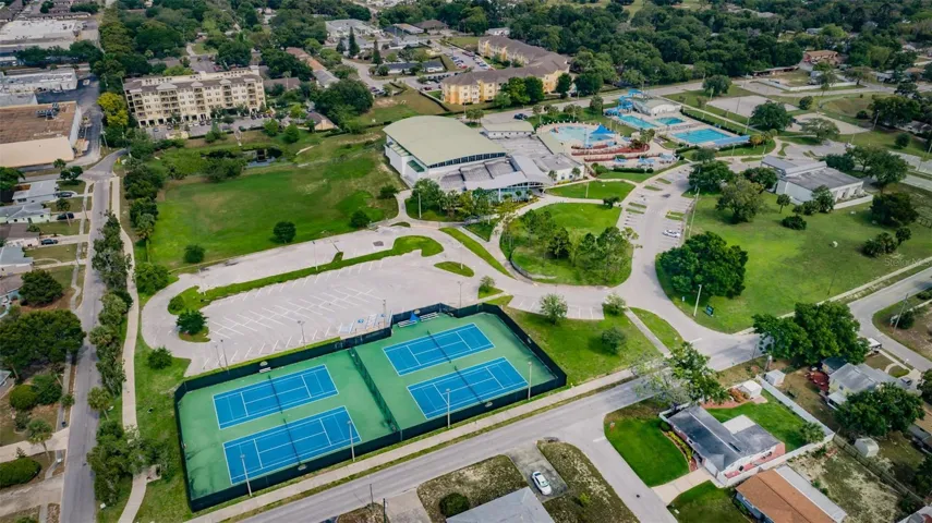 Rec & Aquatic Center