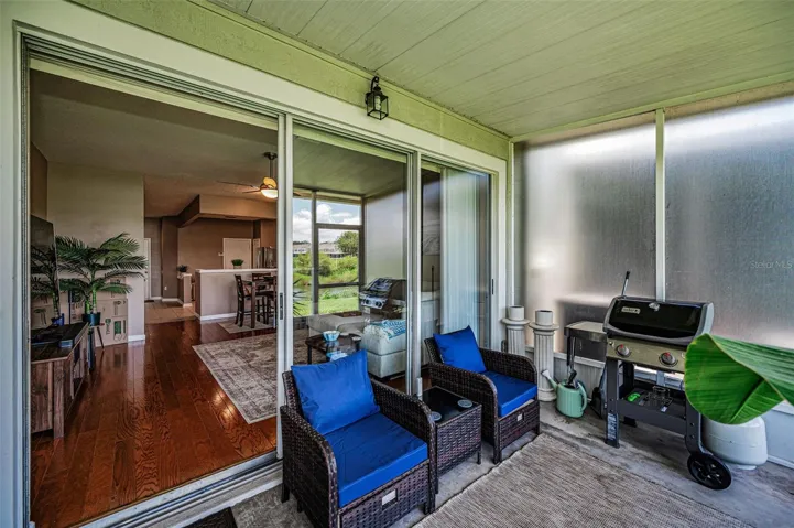 patio / lanai