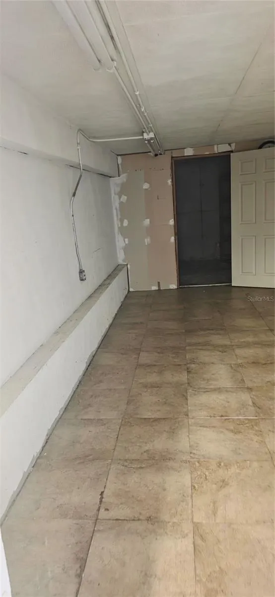 BACK ROOM