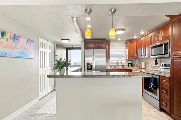 Remodeled Kitchen with Intracostal views and front patio!