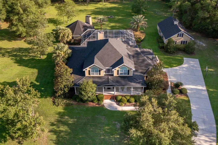 Gorgeous home on 7.33 acres