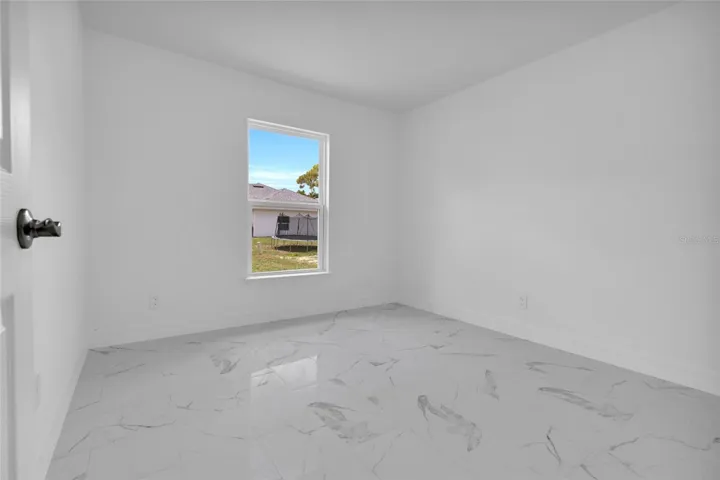 Guest bedroom 3