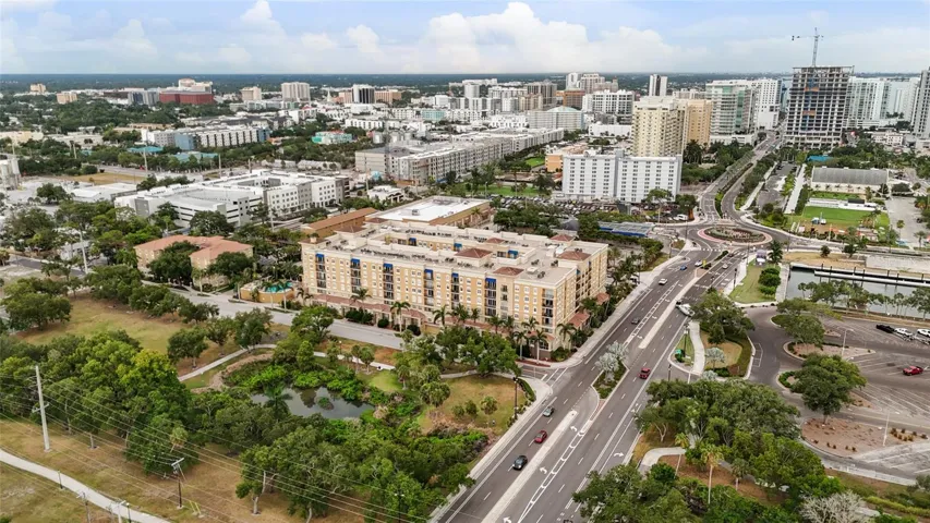 True walkable proximity to Downtown Sarasota Main Street