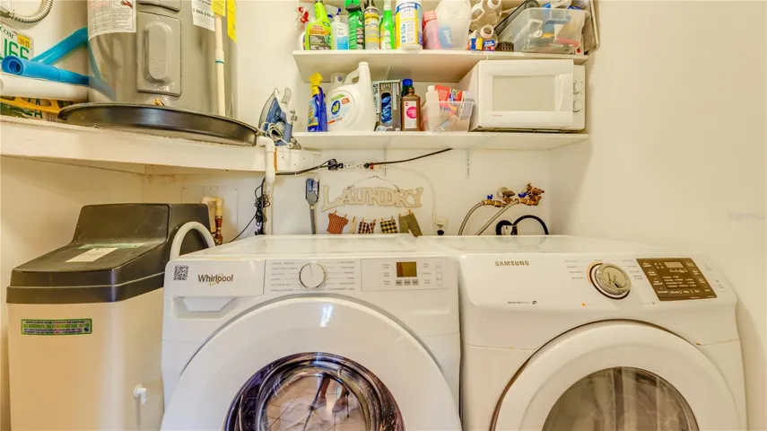 WASHER + DRYER INCLUDED