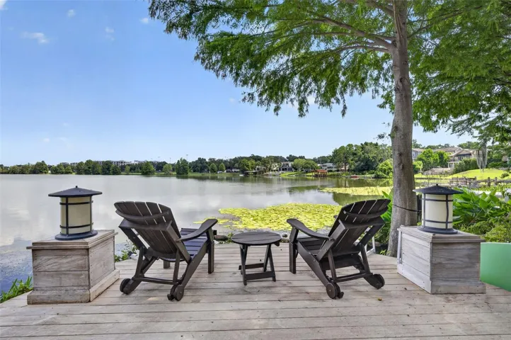 Relax, entertain, take out the kayaks, and enjoy your private lakefront living for the true Florida lifestyle