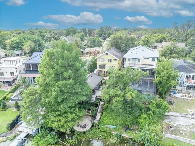 Terraced lakefront property