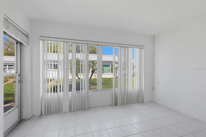 Four seasons room