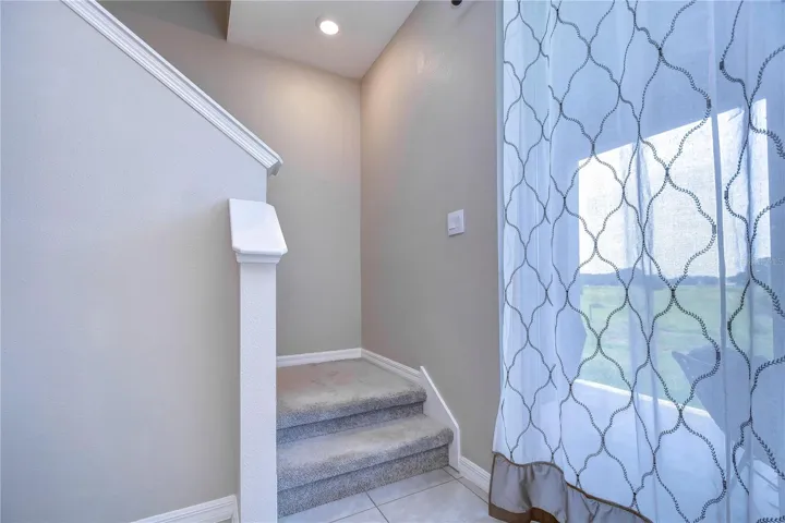 Let's go Upstairs!
