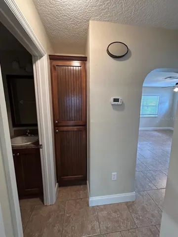 Hall & Linen closet
