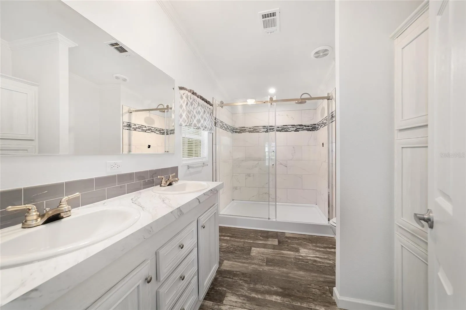 Master bathroom.