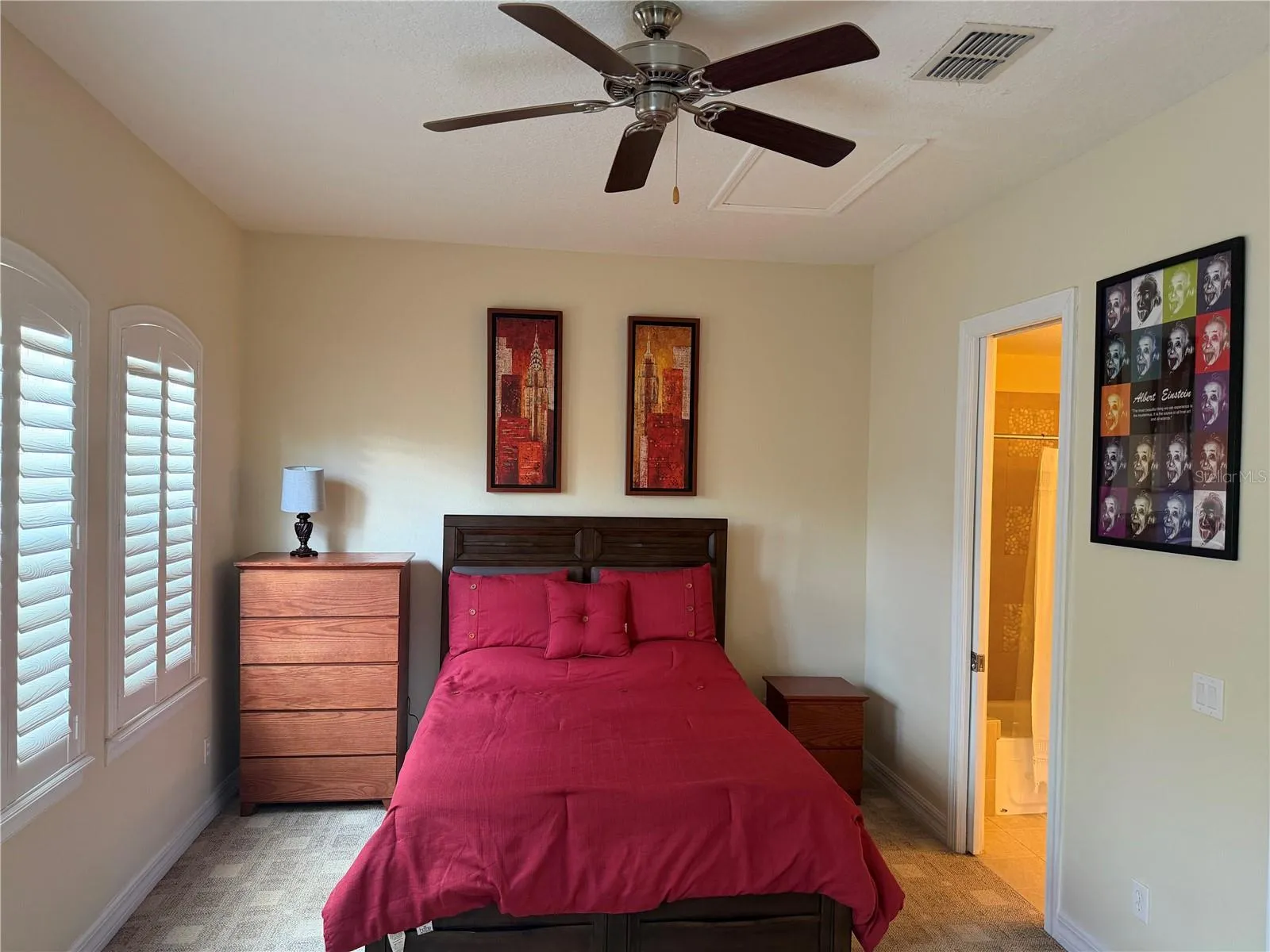 2nd Bedroom